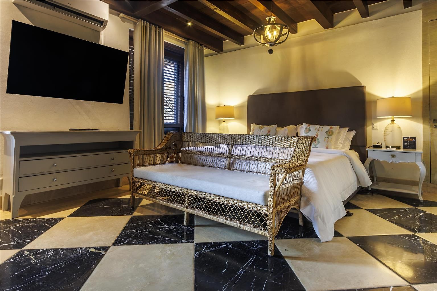 Capellan De Getsemani Cartagena