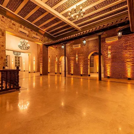Capellan De Getsemani Hotel *