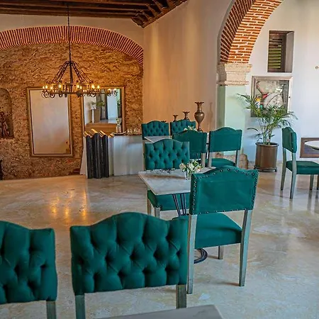 Capellan De Getsemani Cartagena